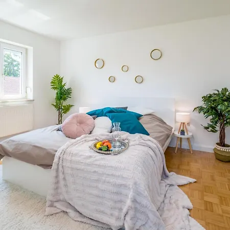 Apartment Og2 L Mit Balkon 15min Bis Salzburg